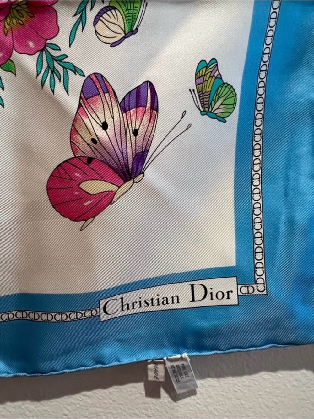 Dior Silk Scarf with Pink and Green
Butterfly Design - Picture 3 of 7